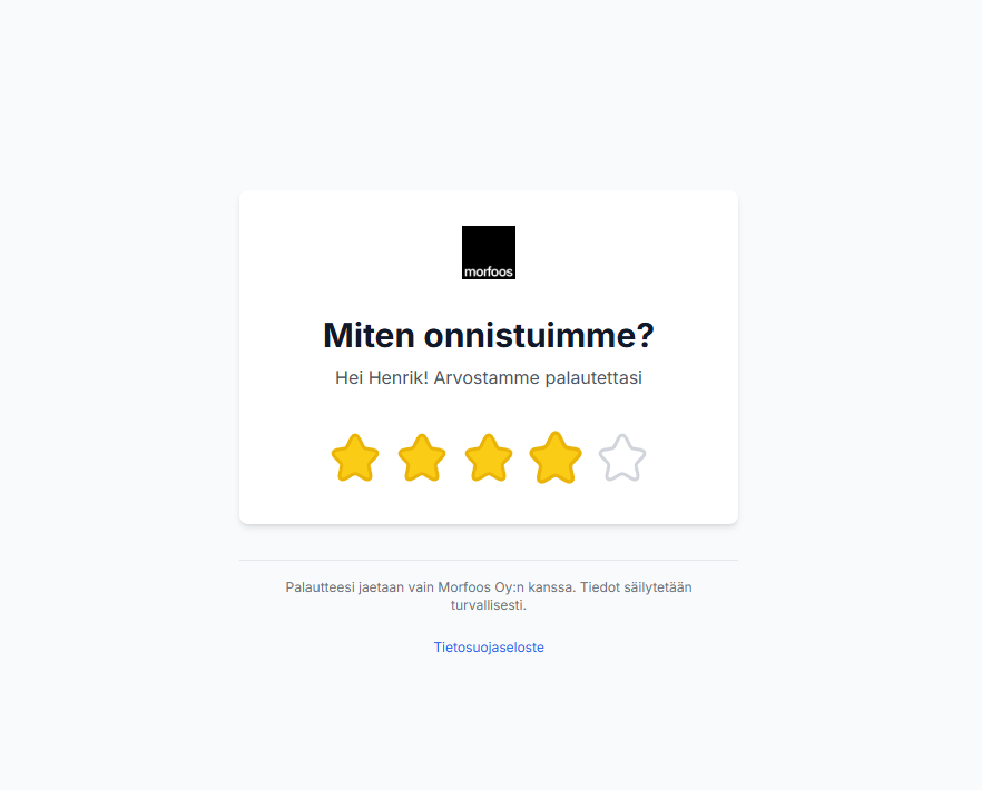 Asiakas jättää arvostelun
